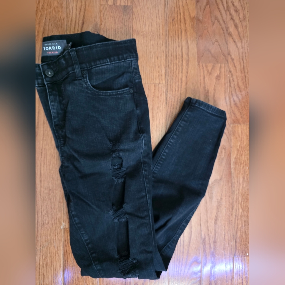 Torrid Premium Bombshell Skinny Jeans – Black (Size 14R)